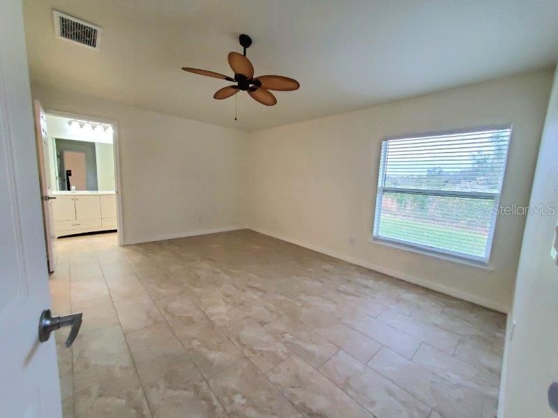 For Rent: $1,700 (3 beds, 2 baths, 1338 Square Feet)