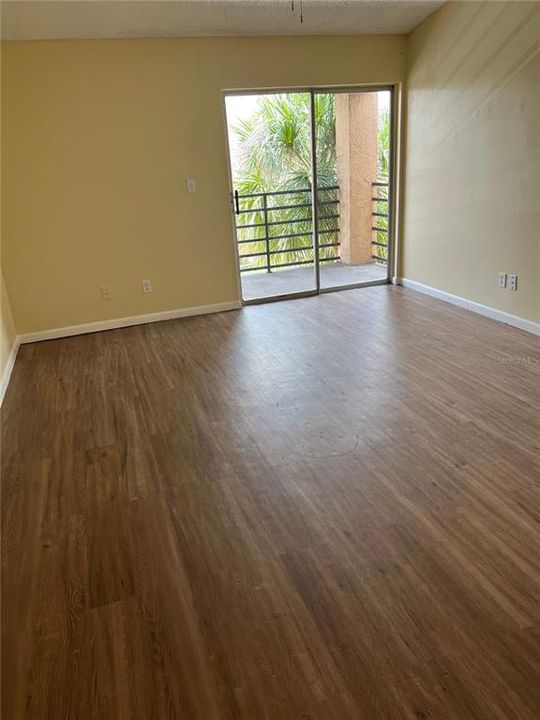 For Rent: $1,395 (2 beds, 2 baths, 1073 Square Feet)