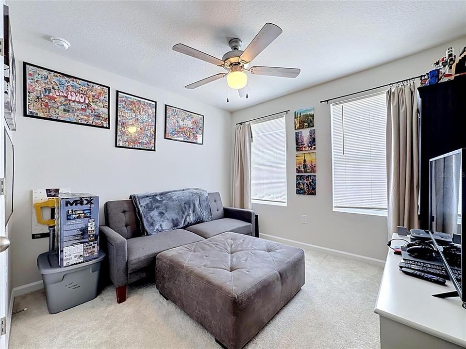 For Sale: $297,000 (3 beds, 2 baths, 1431 Square Feet)