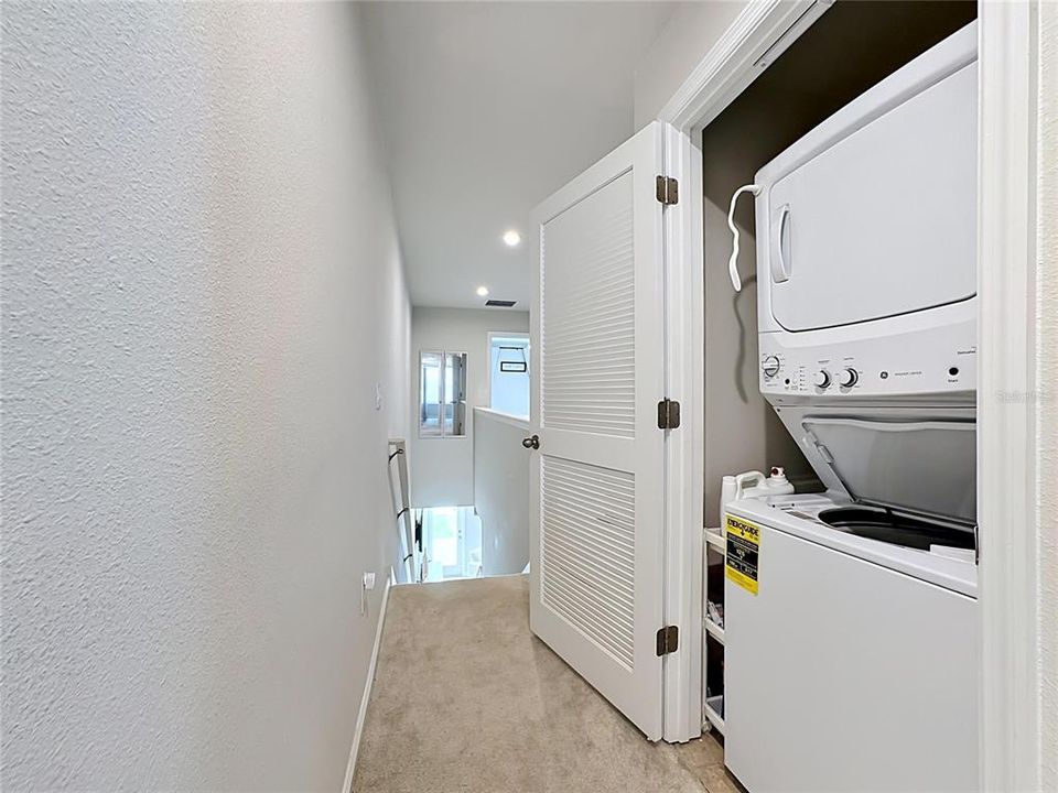 For Sale: $297,000 (3 beds, 2 baths, 1431 Square Feet)