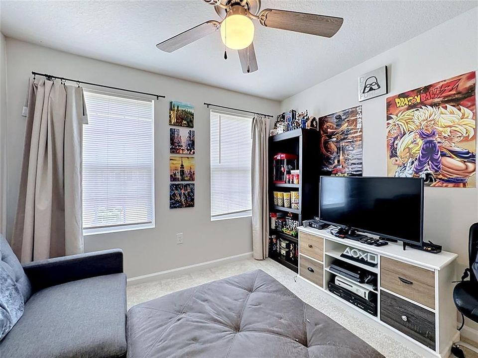 For Sale: $297,000 (3 beds, 2 baths, 1431 Square Feet)