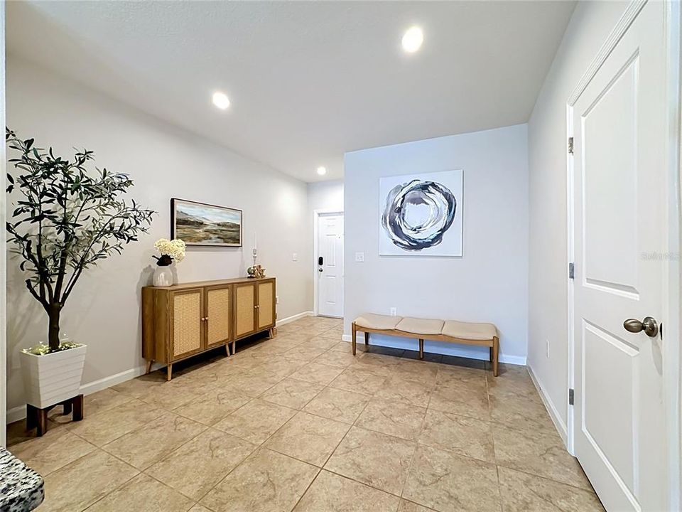 For Sale: $297,000 (3 beds, 2 baths, 1431 Square Feet)