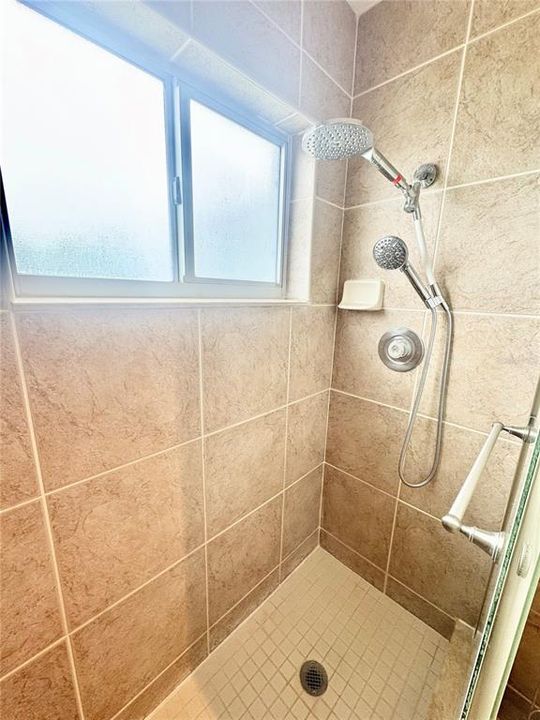 For Rent: $1,795 (2 beds, 2 baths, 1400 Square Feet)