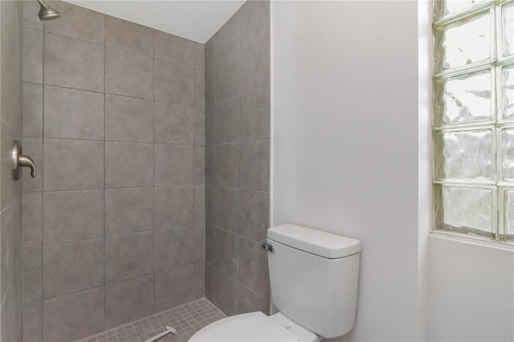 En Venta: $399,999 (3 camas, 2 baños, 1576 Pies cuadrados)