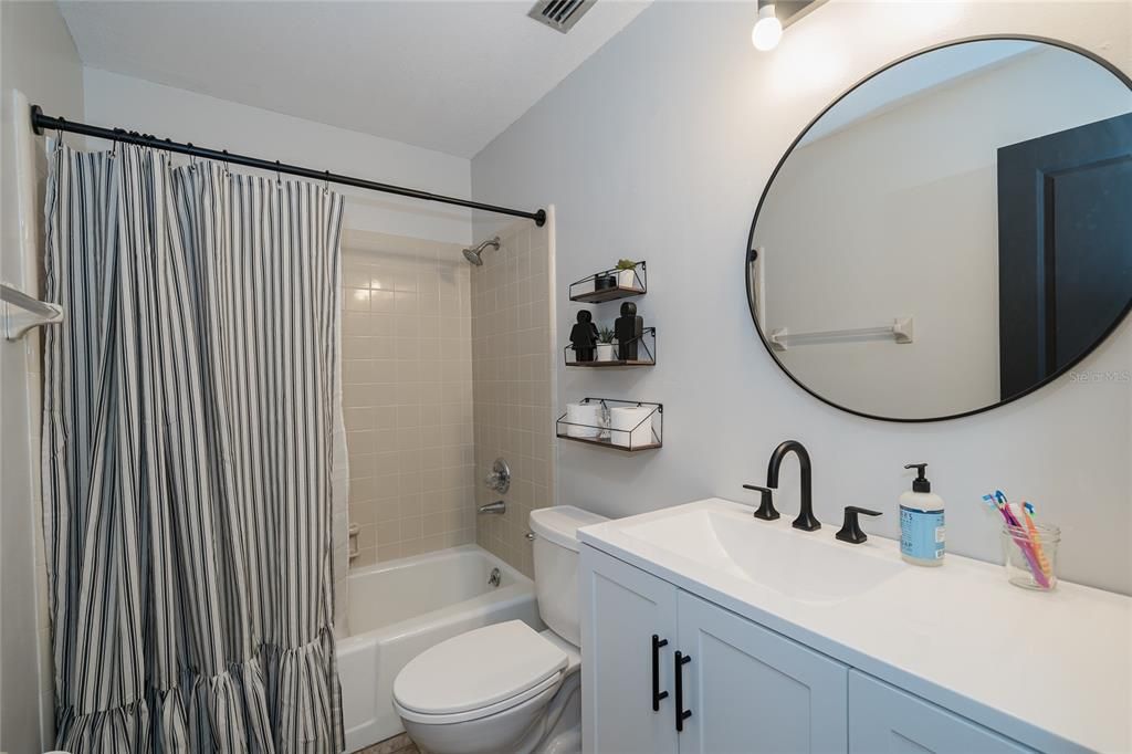 For Sale: $308,000 (3 beds, 2 baths, 1295 Square Feet)