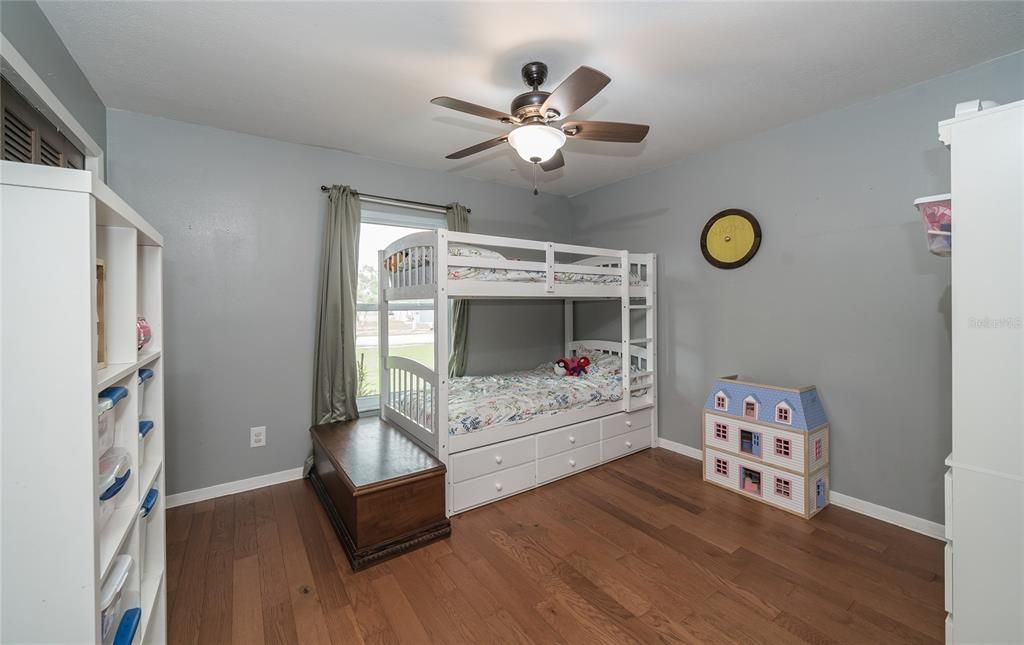 For Sale: $308,000 (3 beds, 2 baths, 1295 Square Feet)