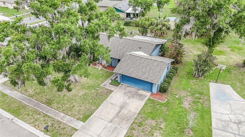 For Sale: $308,000 (3 beds, 2 baths, 1295 Square Feet)