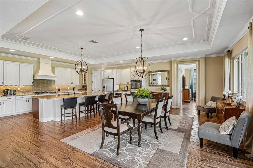 For Sale: $625,000 (3 beds, 2 baths, 2812 Square Feet)
