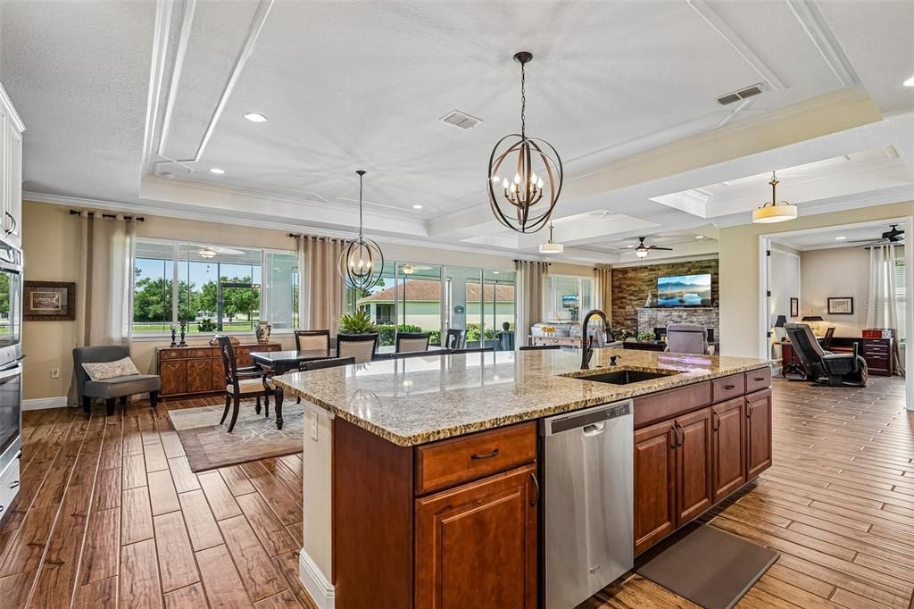 For Sale: $625,000 (3 beds, 2 baths, 2812 Square Feet)