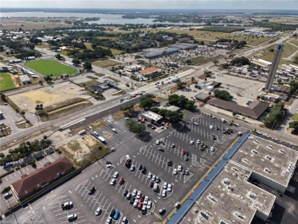 En Venta: $499,900 (0.28 acres)