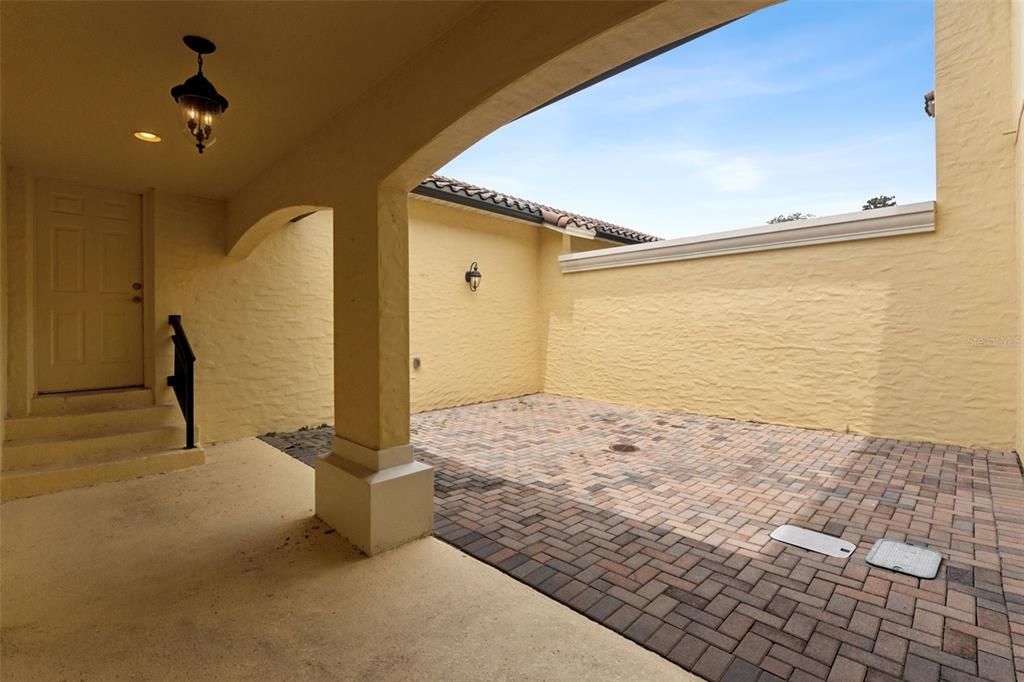 Active With Contract: $490,000 (3 beds, 2 baths, 1870 Square Feet)