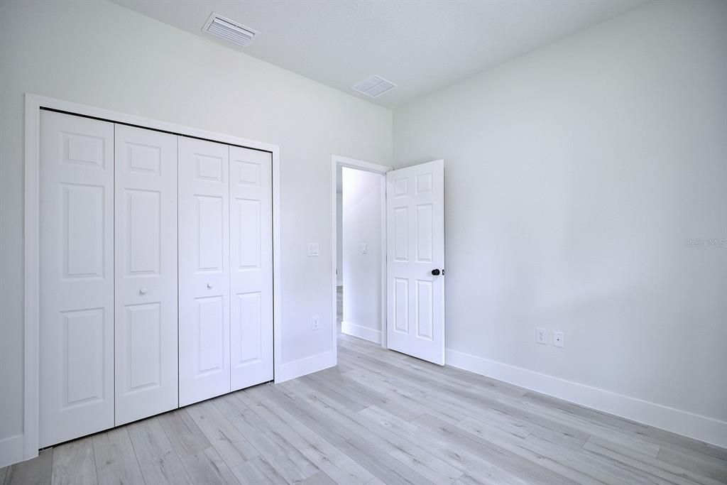 For Sale: $309,900 (3 beds, 2 baths, 1529 Square Feet)
