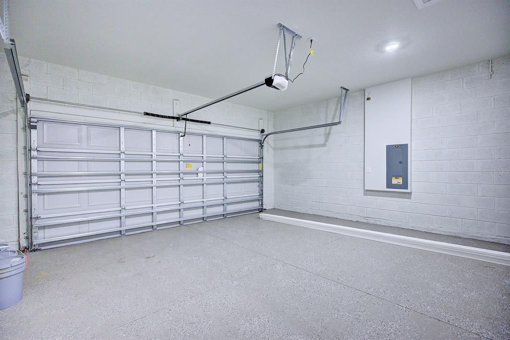 For Sale: $309,900 (3 beds, 2 baths, 1529 Square Feet)