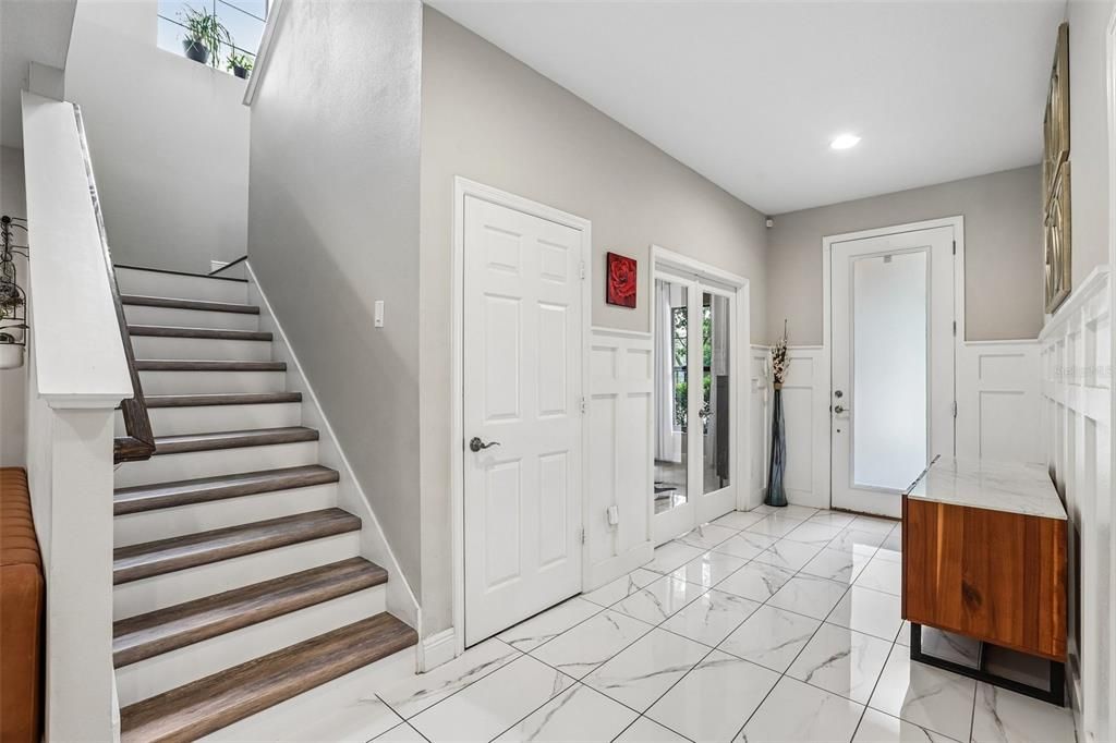 For Sale: $860,000 (6 beds, 4 baths, 3336 Square Feet)