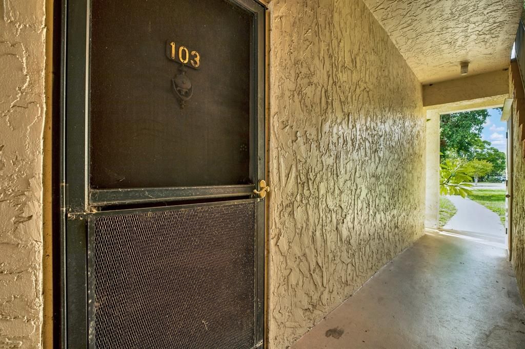 En Renta: $1,499 (1 camas, 1 baños, 755 Pies cuadrados)