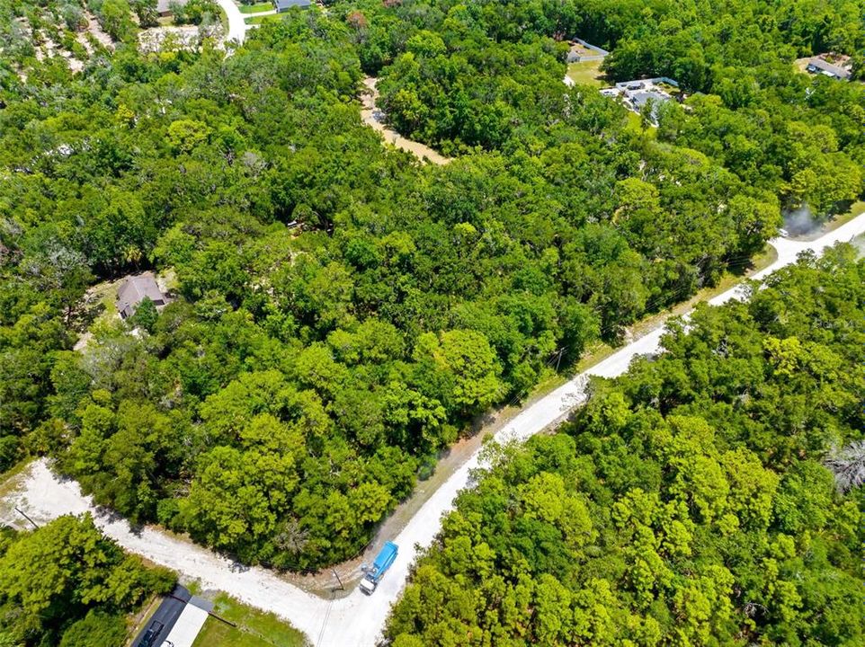 На продажу: $50,000 (0.90 acres)