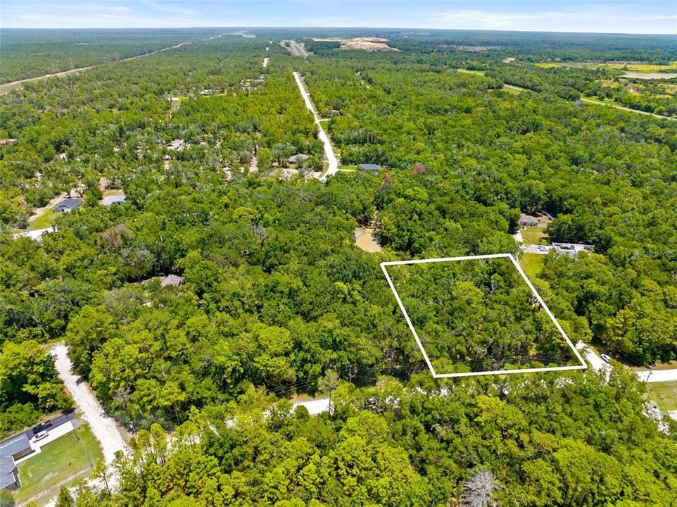 На продажу: $50,000 (0.90 acres)