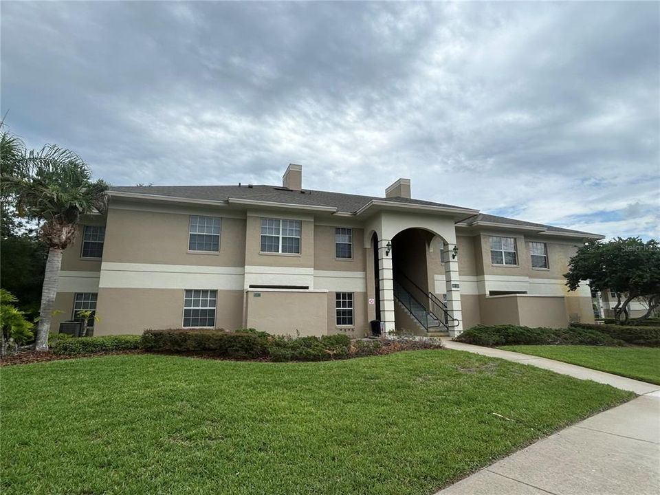 For Rent: $1,450 (2 beds, 2 baths, 1017 Square Feet)