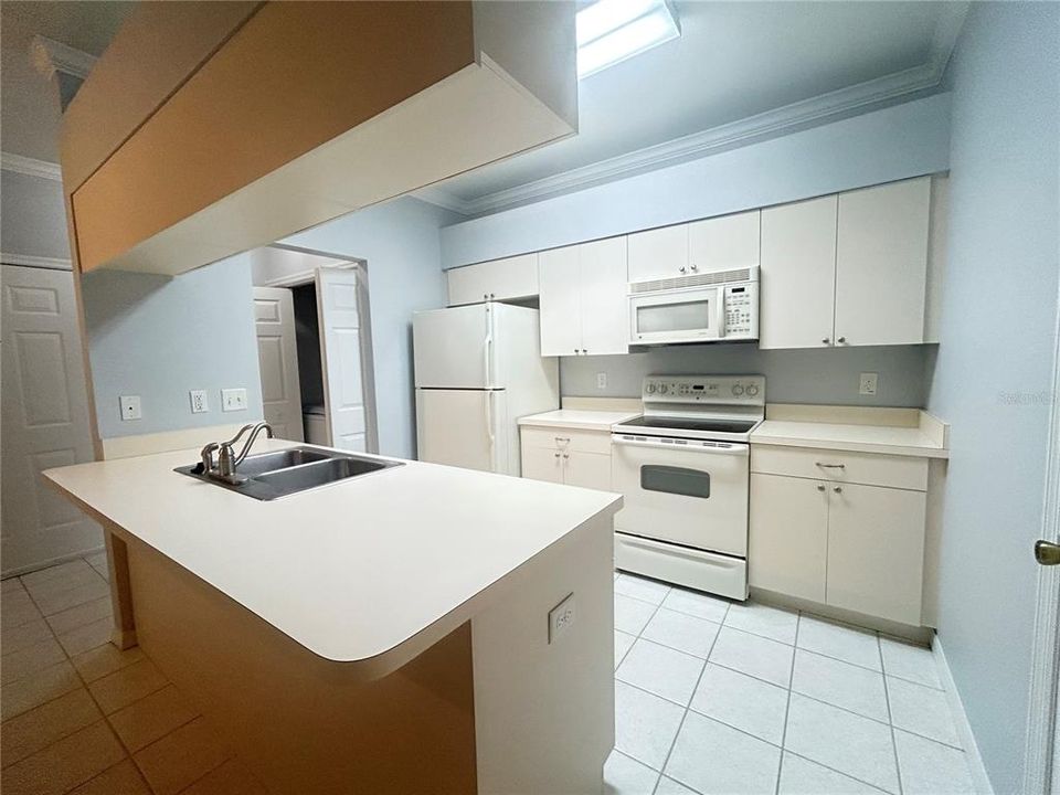 For Rent: $1,450 (2 beds, 2 baths, 1017 Square Feet)