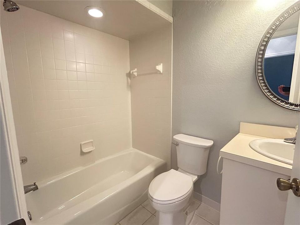 For Rent: $1,450 (2 beds, 2 baths, 1017 Square Feet)