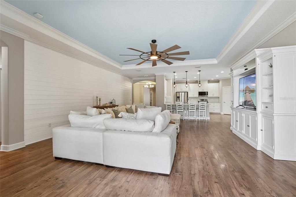 For Sale: $725,000 (4 beds, 3 baths, 2797 Square Feet)