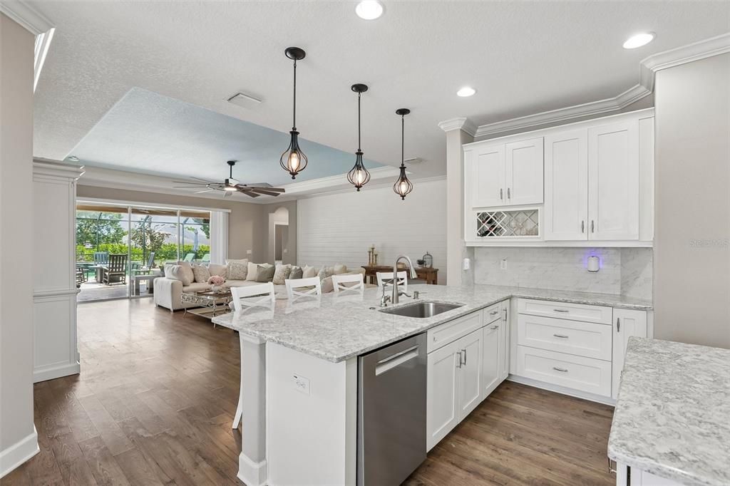 For Sale: $725,000 (4 beds, 3 baths, 2797 Square Feet)
