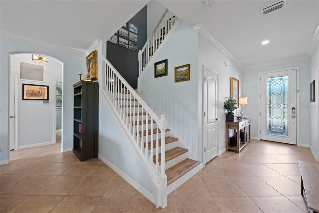 For Sale: $425,000 (4 beds, 3 baths, 2552 Square Feet)