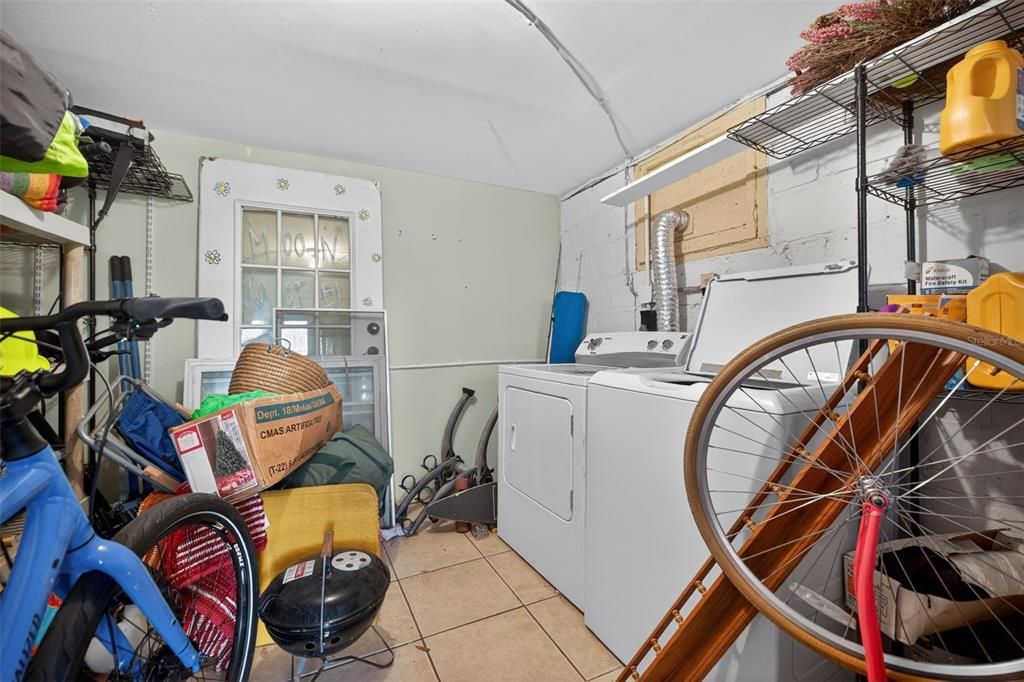 For Sale: $499,000 (3 beds, 0 baths, 1664 Square Feet)