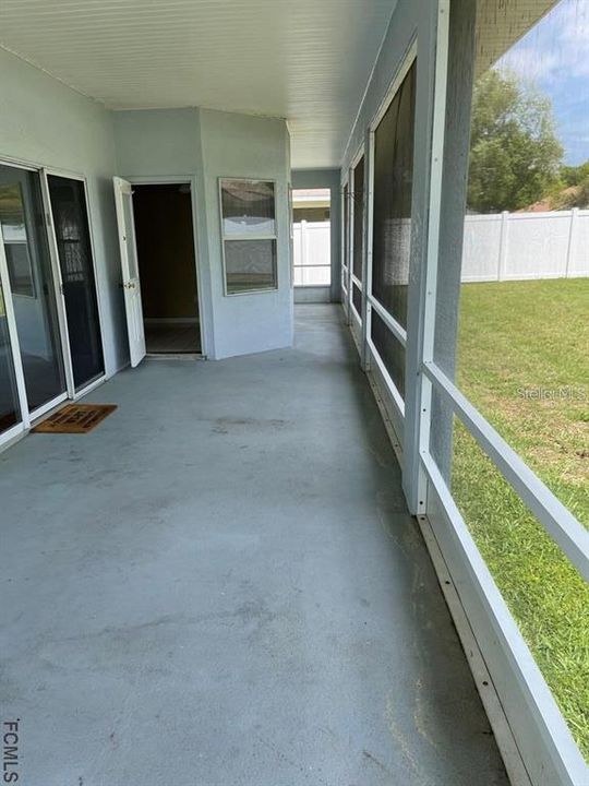 For Rent: $2,300 (3 beds, 2 baths, 1637 Square Feet)