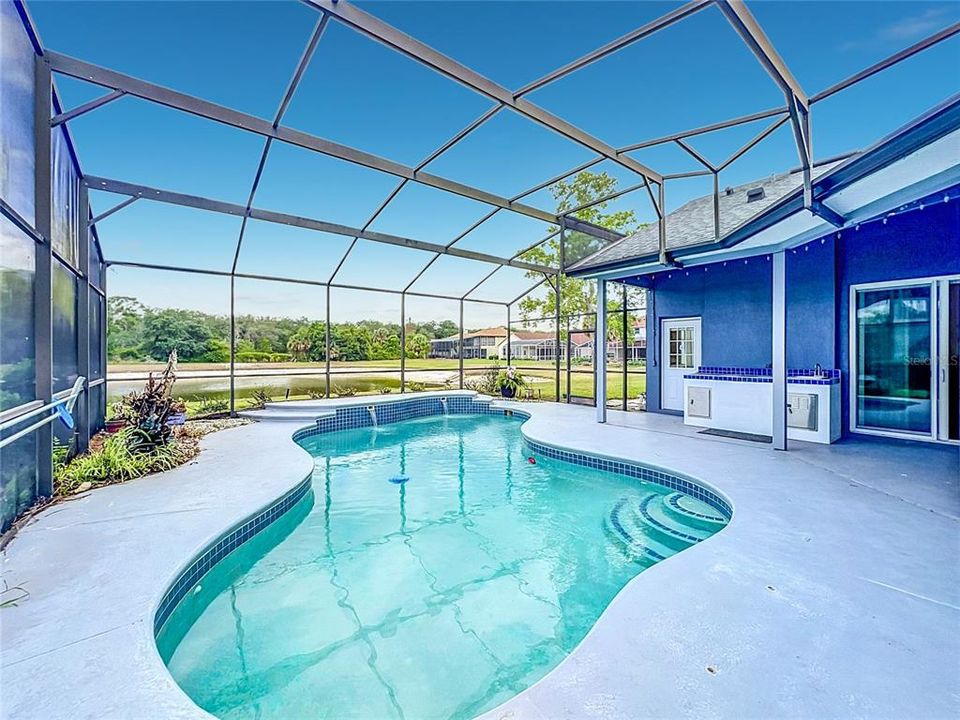 For Sale: $699,900 (4 beds, 3 baths, 2865 Square Feet)