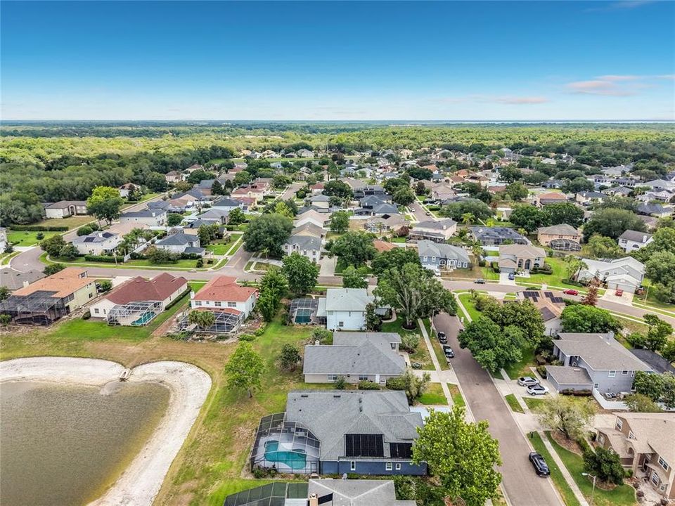 For Sale: $699,900 (4 beds, 3 baths, 2865 Square Feet)