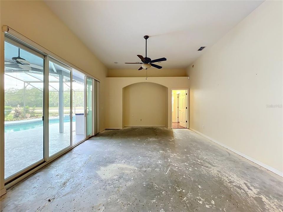 For Sale: $699,900 (4 beds, 3 baths, 2865 Square Feet)