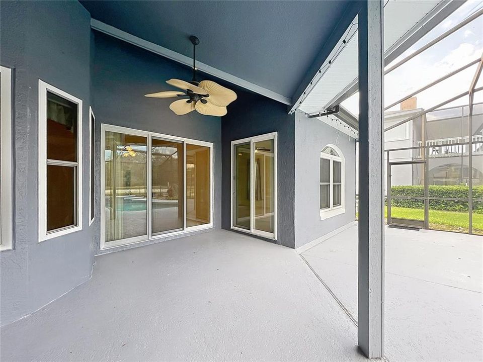 For Sale: $699,900 (4 beds, 3 baths, 2865 Square Feet)