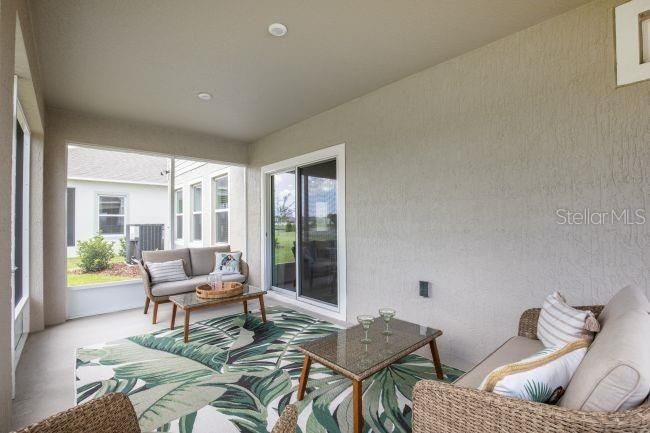 Под контрактом: $399,900 (4 спален, 3 ванн, 2802 Квадратных фут)
