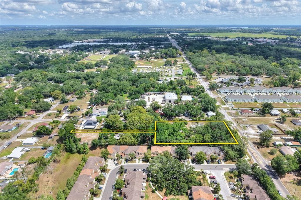 En Venta: $675,000 (1.66 acres)