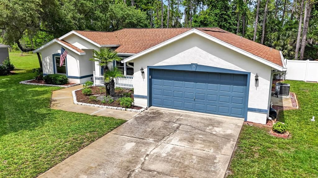 For Sale: $335,000 (3 beds, 2 baths, 1598 Square Feet)
