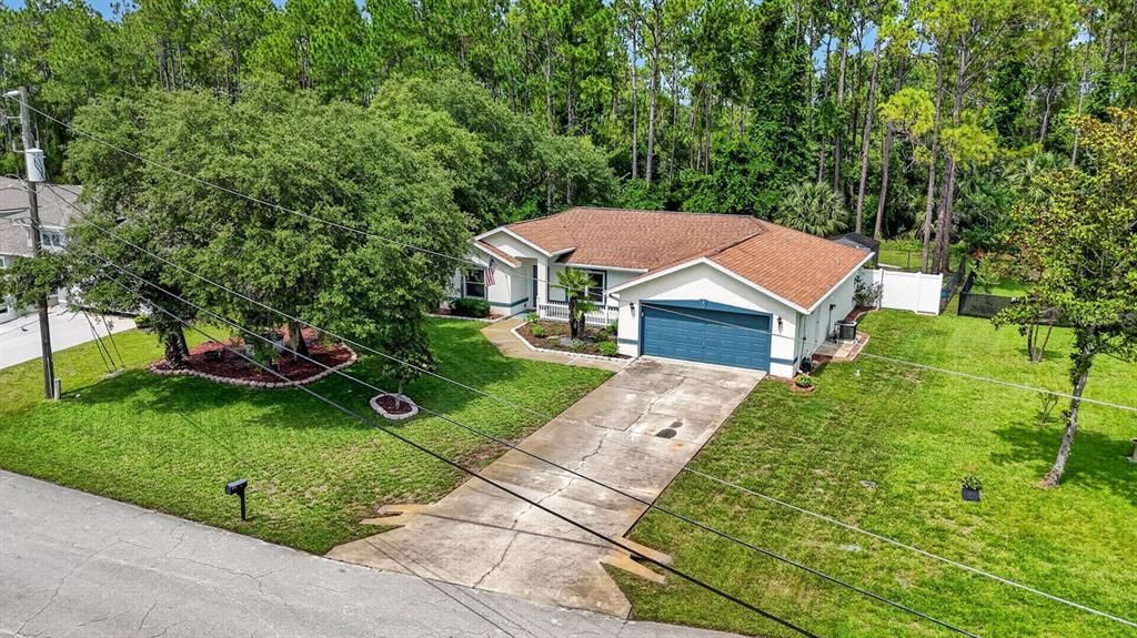 For Sale: $335,000 (3 beds, 2 baths, 1598 Square Feet)