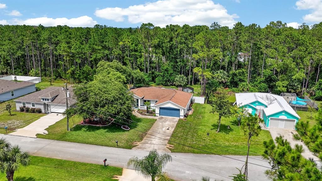 For Sale: $335,000 (3 beds, 2 baths, 1598 Square Feet)
