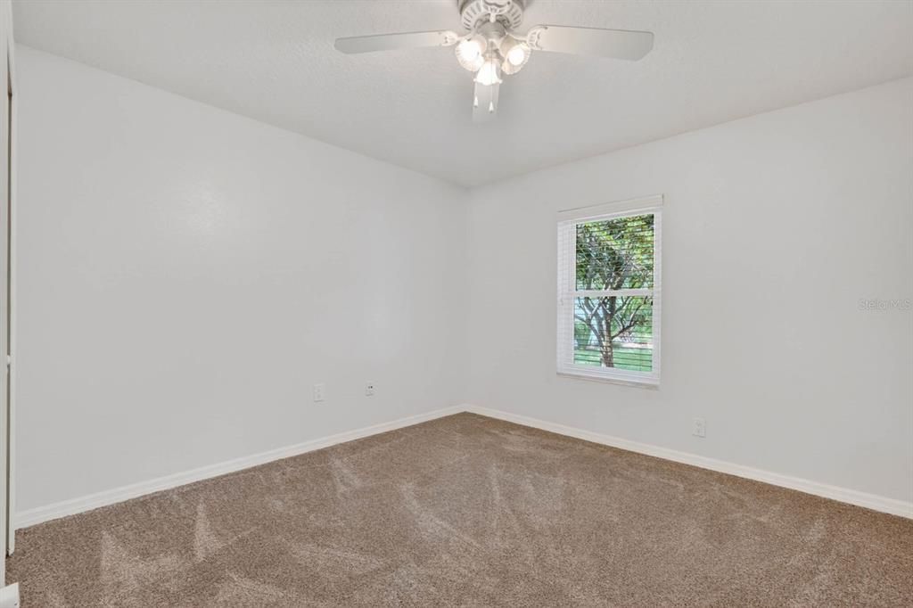 For Sale: $335,000 (3 beds, 2 baths, 1598 Square Feet)