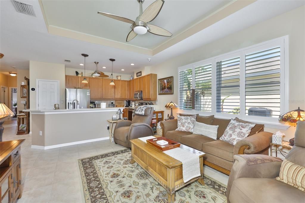 For Sale: $400,000 (2 beds, 2 baths, 1471 Square Feet)