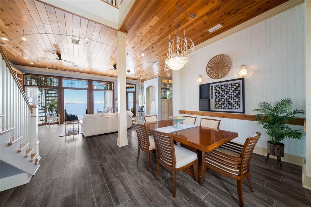 For Sale: $5,495,000 (4 beds, 4 baths, 4007 Square Feet)
