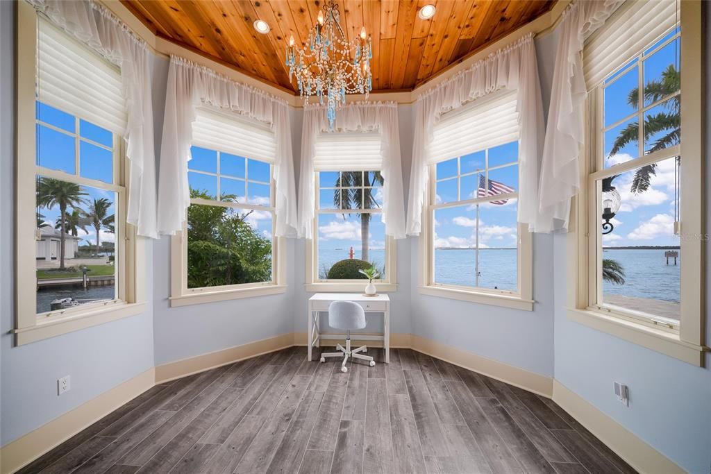 For Sale: $5,495,000 (4 beds, 4 baths, 4007 Square Feet)