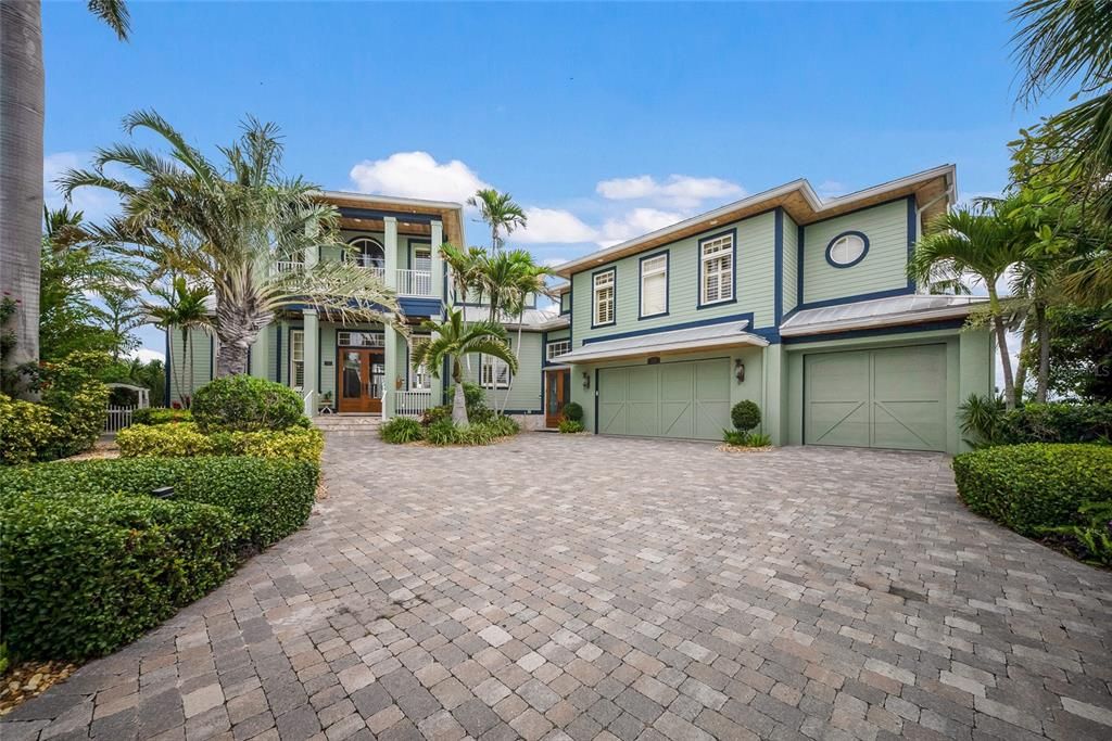 For Sale: $5,495,000 (4 beds, 4 baths, 4007 Square Feet)