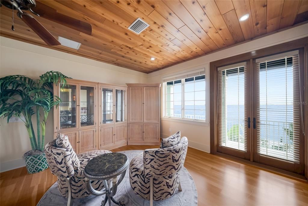 For Sale: $5,495,000 (4 beds, 4 baths, 4007 Square Feet)