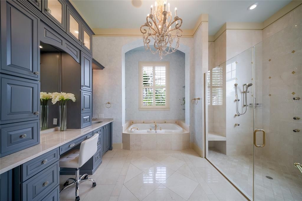 For Sale: $5,495,000 (4 beds, 4 baths, 4007 Square Feet)