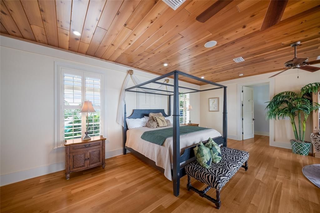 For Sale: $5,495,000 (4 beds, 4 baths, 4007 Square Feet)