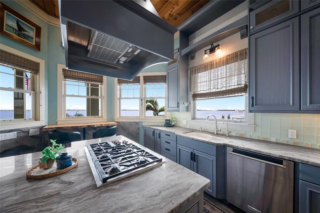 For Sale: $5,495,000 (4 beds, 4 baths, 4007 Square Feet)