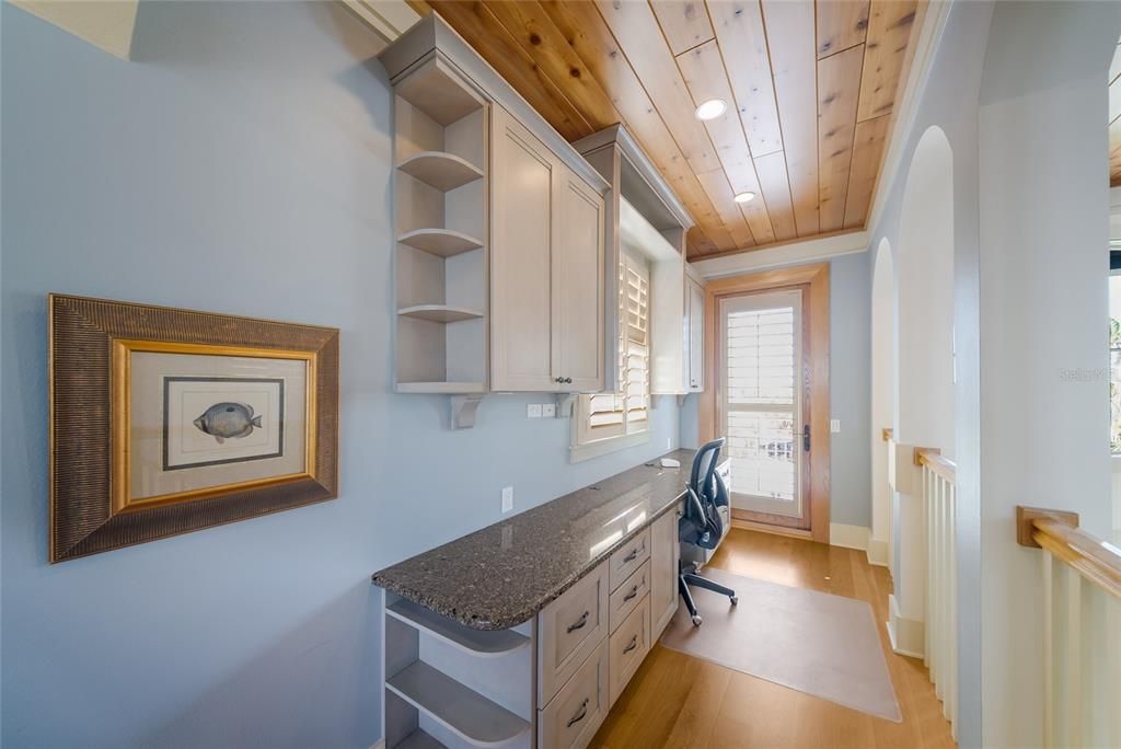 For Sale: $5,495,000 (4 beds, 4 baths, 4007 Square Feet)
