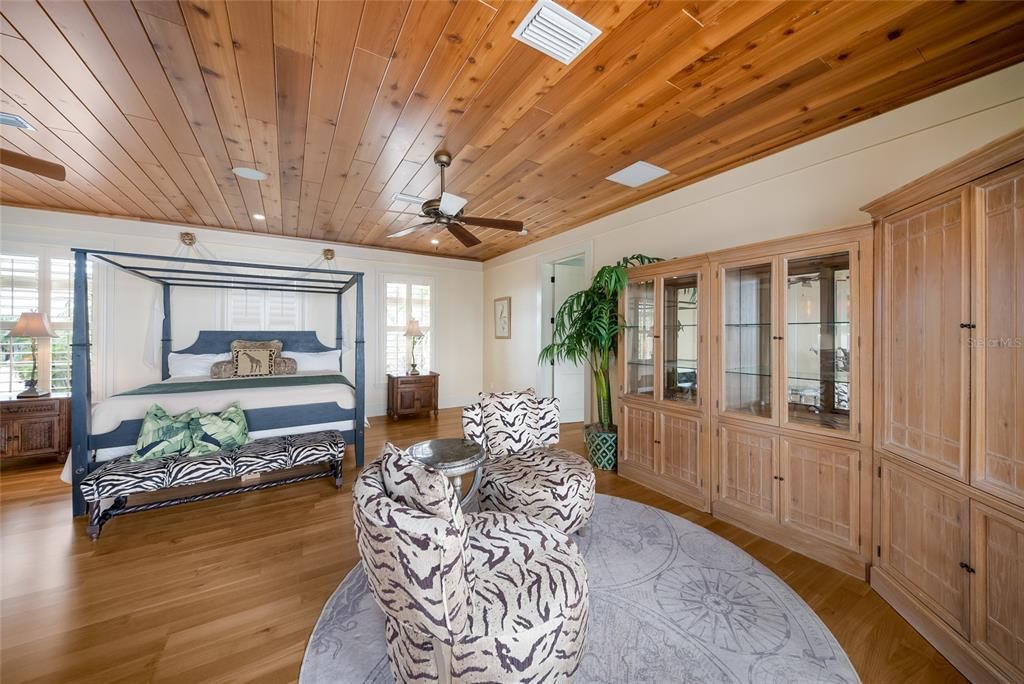 For Sale: $5,495,000 (4 beds, 4 baths, 4007 Square Feet)
