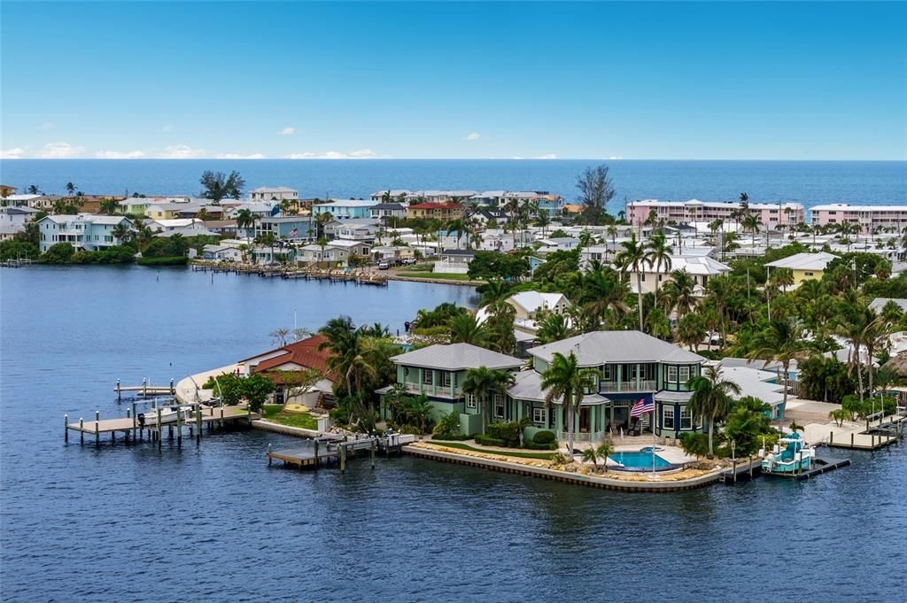 For Sale: $5,495,000 (4 beds, 4 baths, 4007 Square Feet)
